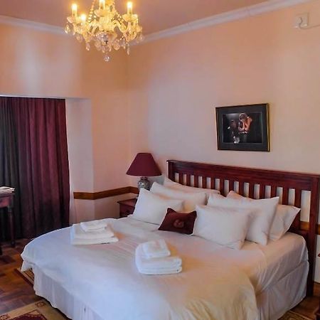 Melvin Residence Guest House Pretoria-Noord Esterno foto